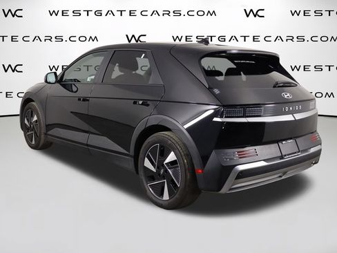 Used 2025 Hyundai Ioniq 5 SE RWD image 39
