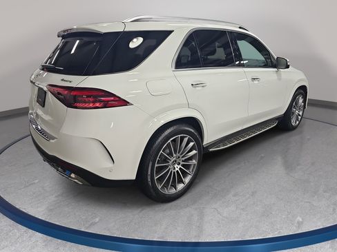 Used 2024 Mercedes-Benz GLE 350 4MATIC image 5
