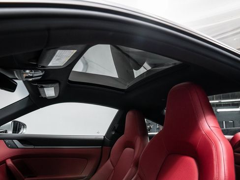 Used 2024 Porsche 911 Carrera S image 61