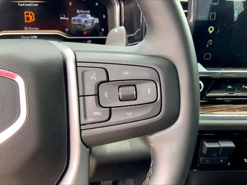 Used 2025 GMC Sierra 1500 Elevation w/ Elevation Premium Package AWD/4WD image 25