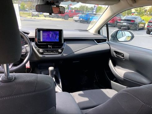 Used 2024 Toyota Corolla LE FWD image 10