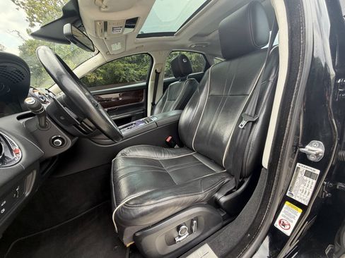 Used 2016 Jaguar XJ R-Sport RWD image 35
