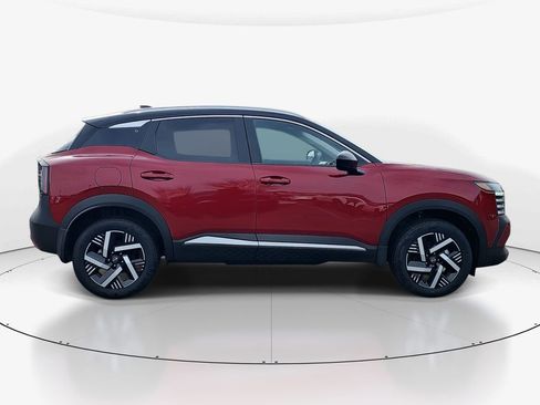 New 2026 Nissan Kicks SV w/ Charging Package image 3