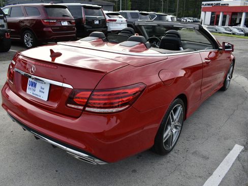 Used 2016 Mercedes-Benz E 550 Cabriolet image 10
