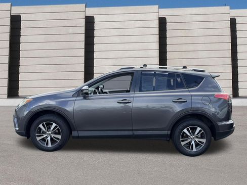Used 2016 Toyota RAV4 XLE w/ Convenience Package AWD/4WD image 2