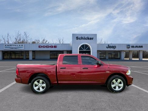 Used 2015 RAM 1500 Express AWD/4WD image 2