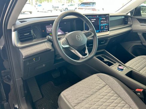 Certified 2026 Volkswagen Tiguan S FWD image 13