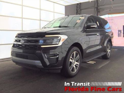 Used 2024 Ford Expedition Limited RWD image 1