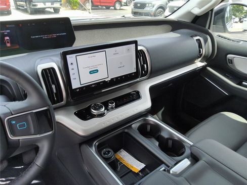 New 2027 Ford Expedition Max Active RWD image 16