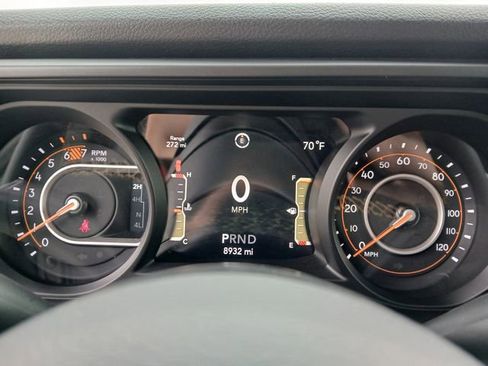 Used 2024 Jeep Wrangler Sport AWD/4WD image 24