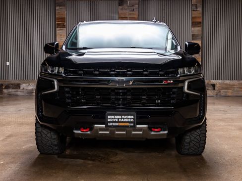 Used 2021 Chevrolet Tahoe Z71 image 2