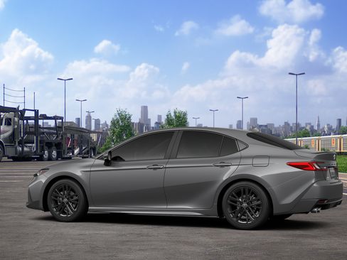 New 2026 Toyota Camry SE w/ Convenience Package AWD/4WD image 5