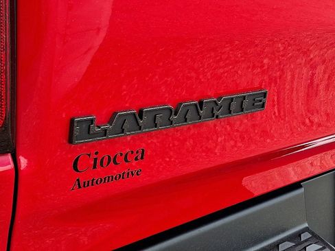 Used 2022 RAM 1500 Laramie AWD/4WD image 32