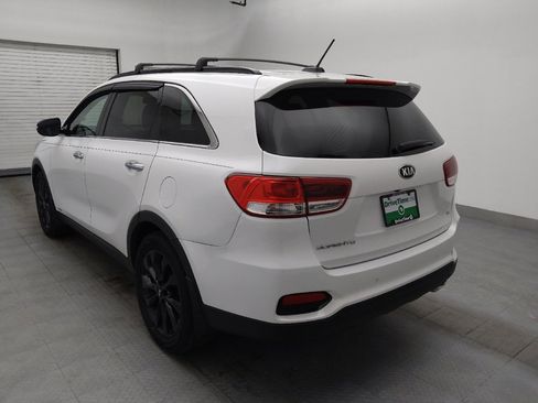 Used 2019 Kia Sorento S image 5