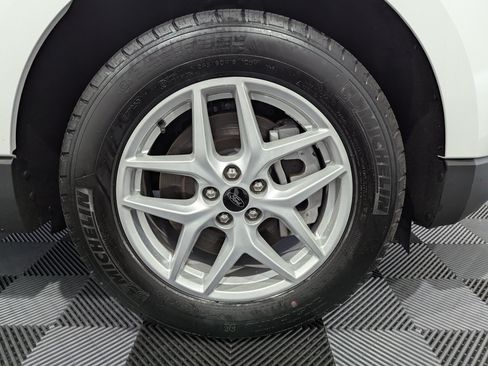 Used 2024 Ford Edge SEL w/ Convenience Package AWD/4WD image 6