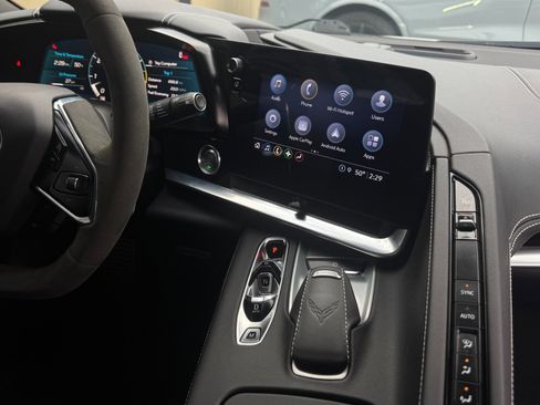 Used 2023 Chevrolet Corvette Stingray Convertible image 42