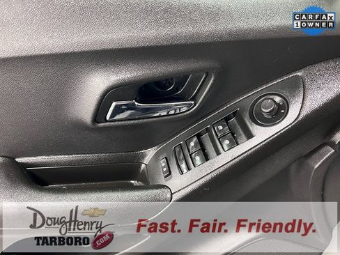 Used 2019 Chevrolet Trax LT w/ Redline Edition image 17