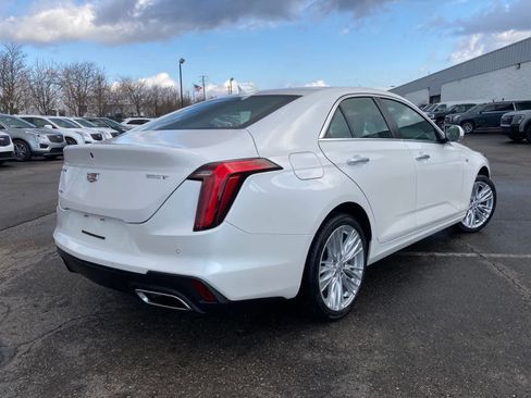 Used 2023 Cadillac CT4 Premium Luxury image 3