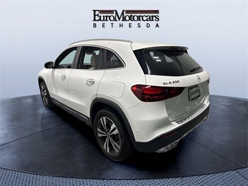 Used 2025 Mercedes-Benz GLA 250 GLA 250 image 3