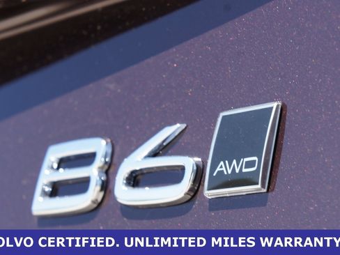 New 2025 Volvo XC90 B6 Core w/ Climate Package image 10