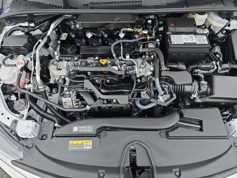 Used 2025 Toyota Corolla XSE image 29