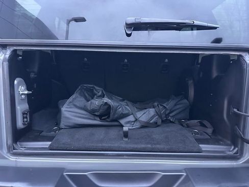 Used 2019 Jeep Wrangler Unlimited Rubicon image 27