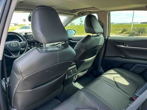 Used 2024 Toyota Camry XSE w/ Cold Weather Package FWD image 18