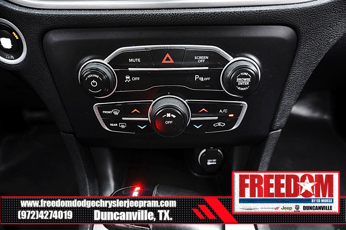 Used 2023 Dodge Charger SXT w/ Blacktop Package RWD image 22