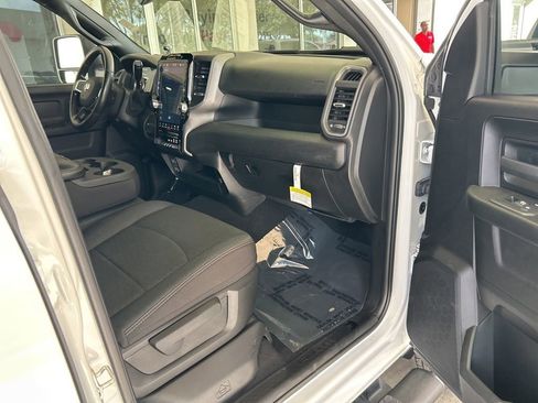 Used 2025 RAM 3500 Tradesman image 28