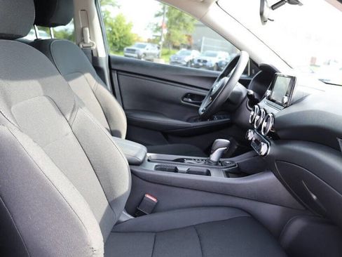 Used 2025 Nissan Sentra S FWD image 14