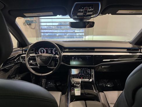 Used 2025 Audi A8 L 3.0T AWD/4WD image 37