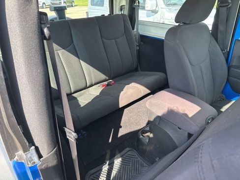 Used 2015 Jeep Wrangler Sport AWD/4WD image 20