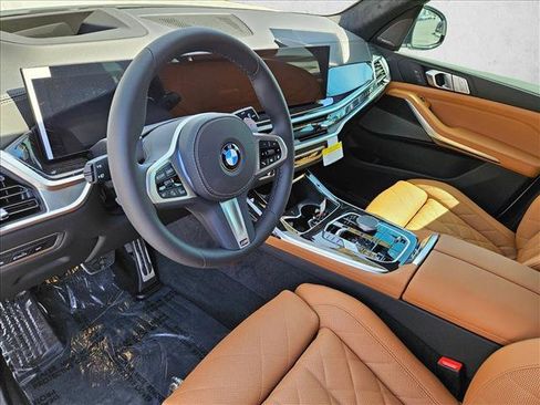 New 2026 BMW X7 xDrive40i w/ M Sport Package image 3