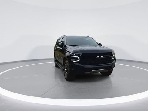 Used 2023 Chevrolet Tahoe Z71 AWD/4WD image 2