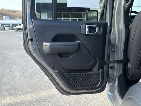 Certified 2022 Jeep Wrangler Unlimited Sport image 24