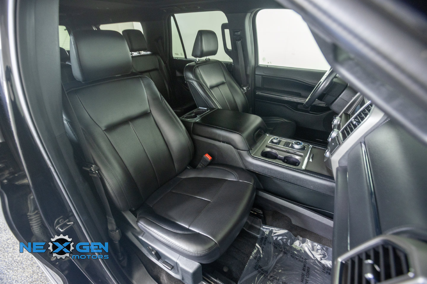 Used 2021 Ford Expedition Max XLT AWD/4WD image 9