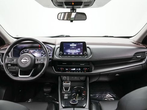 Used 2023 Nissan Rogue SV w/ SV Premium B Package AWD/4WD image 14