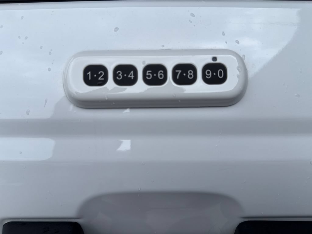 Used 2023 Ford Bronco Raptor AWD/4WD image 49