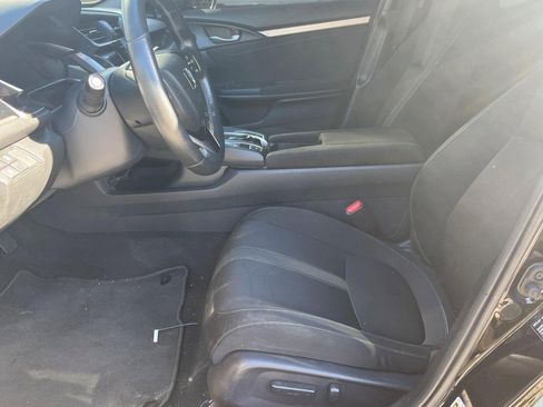 Used 2021 Honda Civic EX image 3