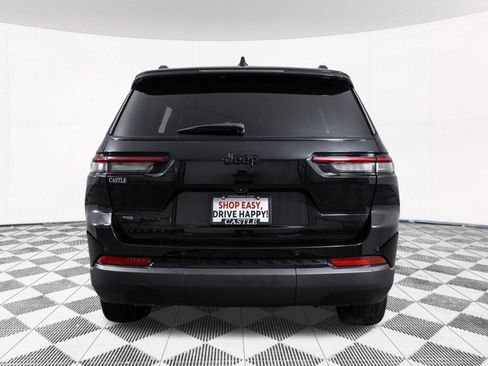 Used 2022 Jeep Grand Cherokee L Laredo AWD/4WD image 17