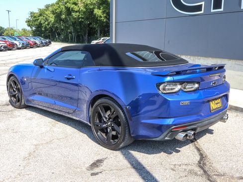 Used 2019 Chevrolet Camaro SS RWD image 6