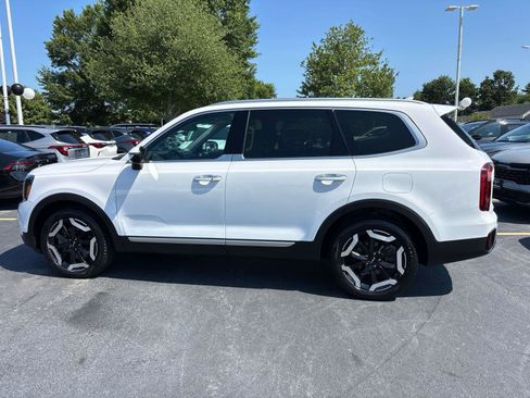 Used 2024 Kia Telluride S w/ S Sunroof Package AWD/4WD image 2
