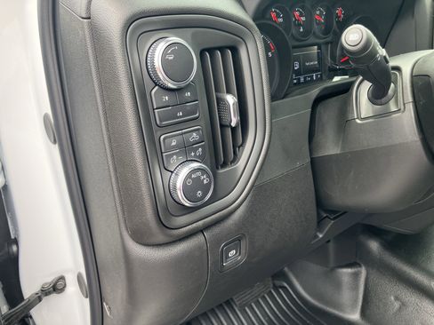 New 2025 GMC Sierra 3500 Pro w/ Convenience Package image 18