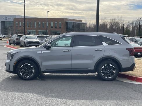 New 2025 Kia Sorento S w/ Panoramic Sunroof Package image 6