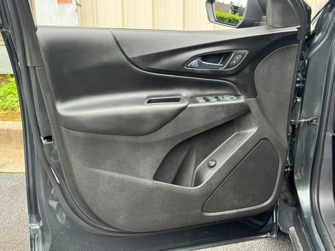 Used 2019 Chevrolet Equinox LT FWD image 36