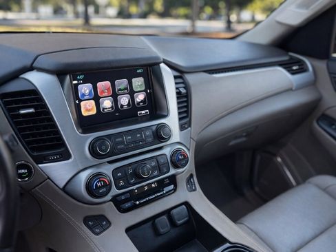 Used 2019 GMC Yukon XL SLT w/ Open Road Package image 6