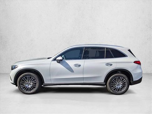 Used 2026 Mercedes-Benz GLC 300 4MATIC image 5