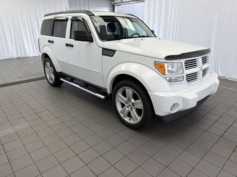 Used 2011 Dodge Nitro Heat w/ Popular Equipment Group RWD image 3
