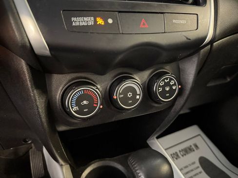Used 2014 Mitsubishi Outlander Sport ES image 19