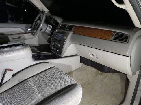 Used 2007 GMC Yukon XL SLE AWD/4WD image 14